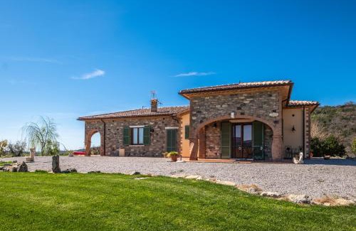 Manciano House | Discover Appartamento Rosso - Monte Crespini: Family-Friendly Stay