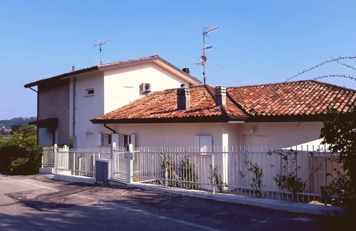 Salo Apartment | Discover Appartamento Sant'Anna I: 4-Star Family Haven
