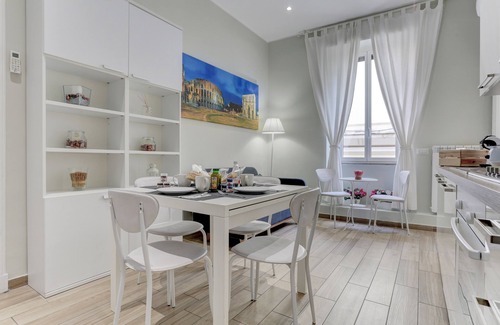 Celio Apartment | Cozy Appartamento Santi Quattro Near the Colosseum