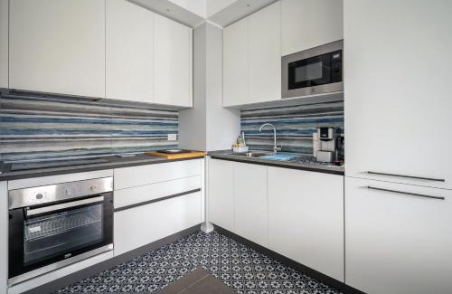 Riccione Apartment | Oceanfront Appartamento Scirocco - Rated 9.4 by Guests