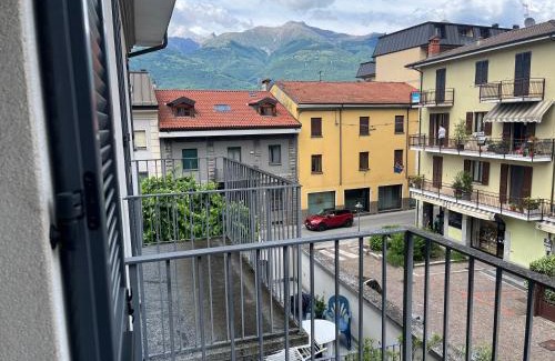 Colico Piano Apartment | Oceanfront Appartamento Scoggione: Family-Friendly Retreat
