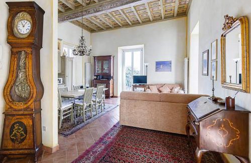 Belgirate Apartment | Elegant Apartment in Belgirate - Child Friendly and Loved!