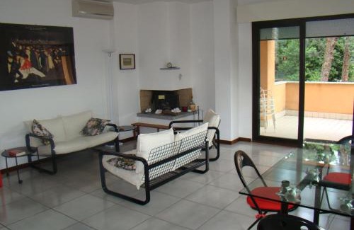 Sirolo Apartment | Oceanview Escape at Appartamento Sirolo - 4-Star Comfort
