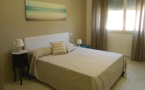 Castro Marina Apartment | Guest Rated 10/10: Appartamento Stefania with Hot Tub