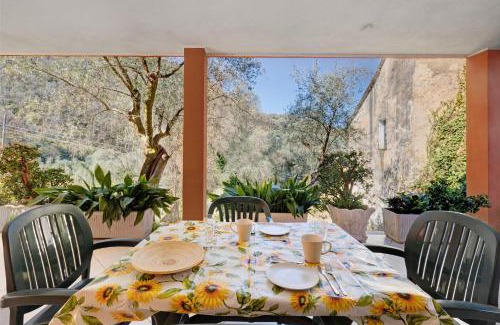 Stellanello Apartment | Family-Friendly Appartamento Succu La Taggiasca Awaits