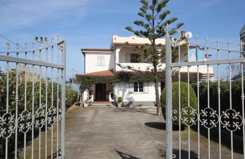 Ricadi Apartment | Pet-Friendly Appartamento Terry - Ideal Family Getaway