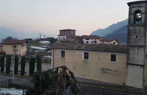 Solto Collina Apartment | Discover THE TOURIST SAN ROCCO - Pet & Child Friendly Stay