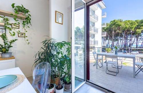 Alba Adriatica Apartment | Pet-Friendly Appartamento Timone Trilo with Sea View