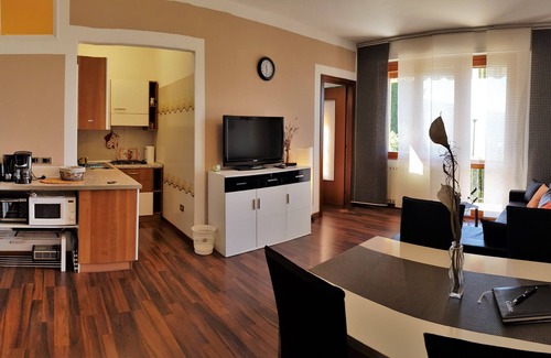 Gardola Apartment | Top-Rated Appartamento Tobias 201 with Pool & Breakfast