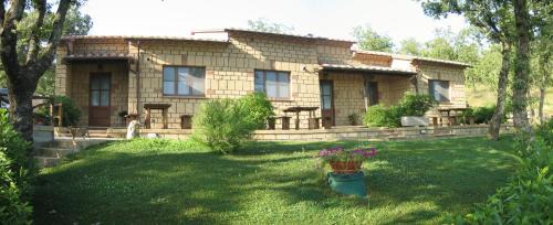 Sorano Apartment | Discover Appartamento TRE QUERCE: 9.5/10 & Pet-Friendly