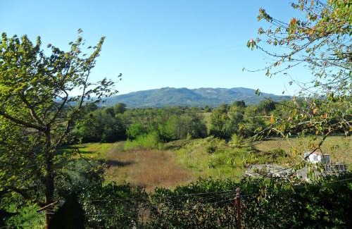 Sorano Apartment | Cozy Appartamento TRE QUERCE: Top-Rated Family Getaway