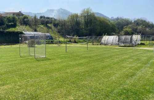 Salo Apartment | Pet-Friendly Appartamento Trifoglio with Oceanfront Views