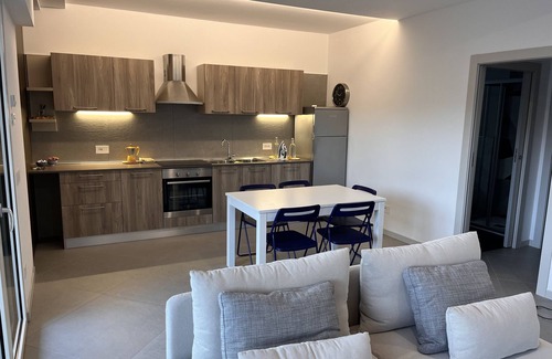 Riva del Garda Apartment | Perfect Holiday Apartment for 7 with Spa and Breakfast