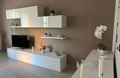 Corsico Apartment | Inviting Appartamento Veronica for Work and Relaxation