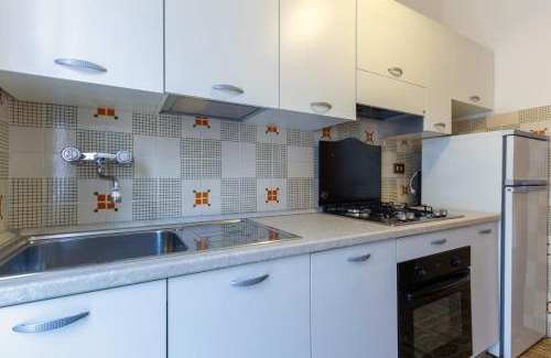 Tortoreto Lido Apartment | Pet-Friendly Retreat: Appartamento Vespucci Bilo Awaits