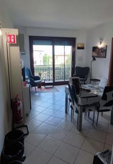 Borgatella Apartment | Family-Friendly Appartamento Via San Vitale Awaits You