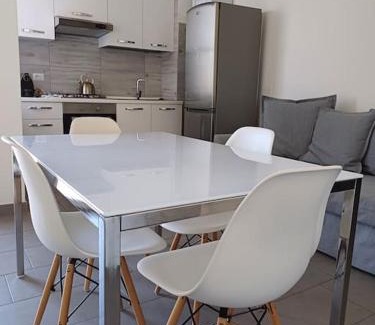 Misano Adriatico Apartment | Beachfront Retreat: Appartamento vista mare Misano Adriatico