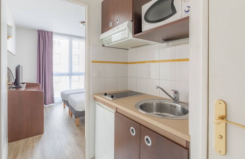 Europe Apartment | Pet-Friendly Appart’City Confort Brest with Spa & Breakfast
