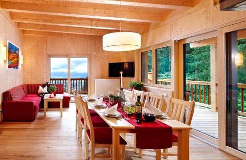 Schonbach Apartment | Pet-Friendly Appartement Waldhäusl with Breakfast Included