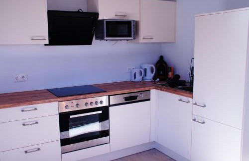 Steindorf am Ossiacher See Apartment | Enjoy Oceanfront Comfort at Appartements Bleistattblick