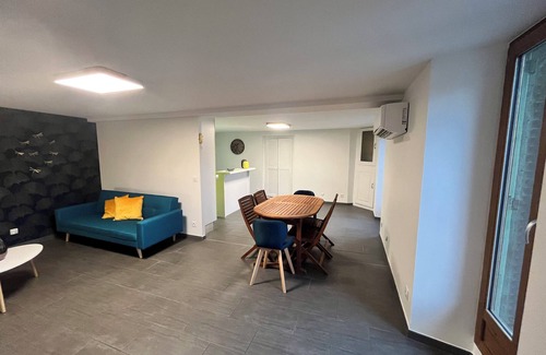 Saint-Etienne-de-Cuines Apartment | Appartement Climatisé de 95 Mètres Carrés à Saint Étienne de Cuines