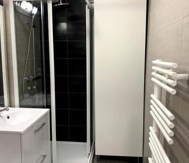 Saint-Jacques-de-la-Lande Apartment | Appartement T1 proche aéroport