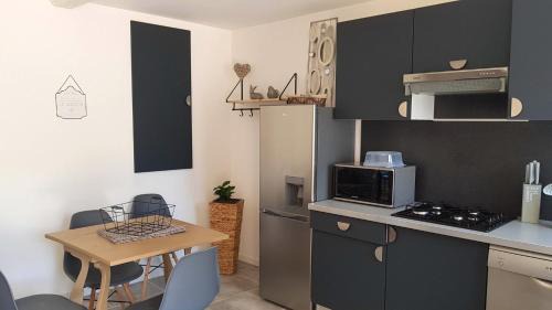Sainte-Genevieve-les-Gasny Apartment | Welcoming Appartement in Sainte Genevieve les Gasny