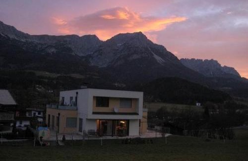Scheffau am Wilden Kaiser Apartment | Experience Comfort at Appartement Hoschek with Breakfast