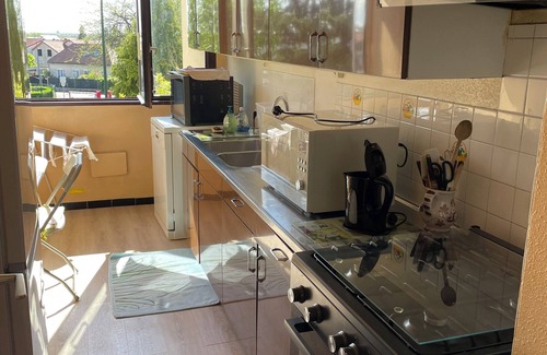 Chennevieres-sur-Marne Apartment | Discover Family-Friendly Appartement in Parc Magnifique