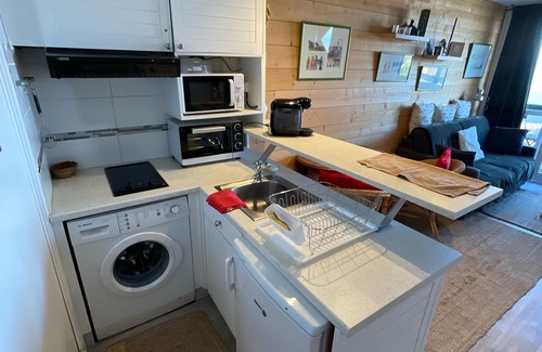 Font-Romeu-Odeillo-Via Apartment | Cozy Apartment with Stunning Views & Secure Garage Access
