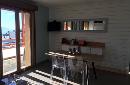 Font-Romeu-Odeillo-Via Apartment | Mountain View T2 Apartment - Steps from the Telecabine