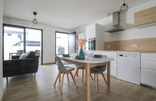 Saint-Gilles-Croix-de-Vie Apartment | Oceanfront Retreat at La Goelette - Guest Rated 9/10