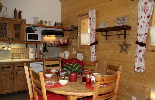 Saint-Gervais-les-Bains House | Discover Appartement Andromède with Pool and Spa Amenities