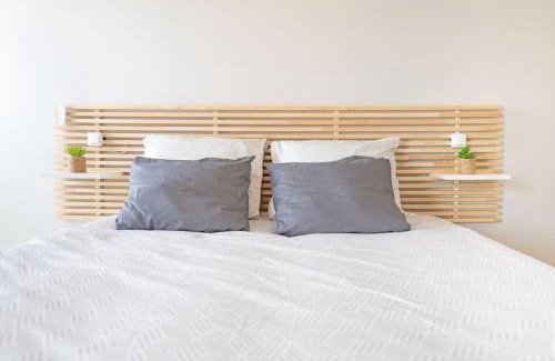 Saint-Laurent-sur-Saone Apartment | Cozy Child-Friendly Apartment Le Quai 391 with Great Reviews