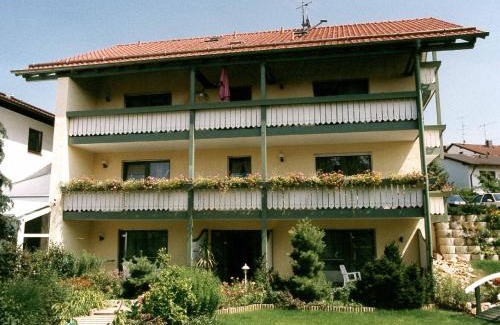 Bad Griesbach im Rottal Hotel | Cozy Appartements Gillmeier Herta: 4-Star Family Retreat