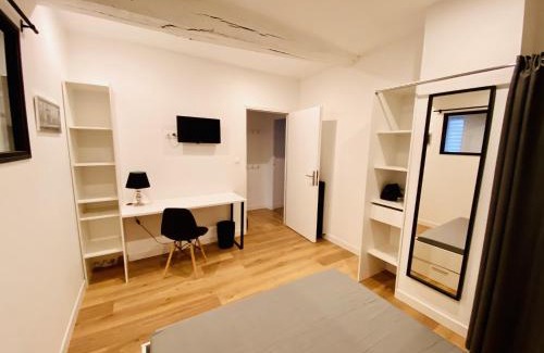 Saint-Laurent-sur-Sevre Apartment | Family-Friendly Appartement near Puy du Fou - 4 Star Rated