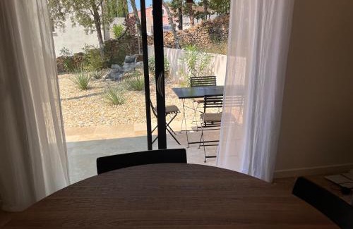 Aigaliers Apartment | Appartement à 10 min du centre ville d'Uzès
