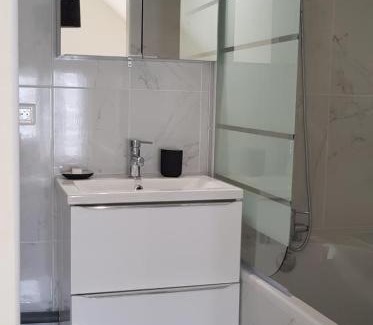Argenteuil Apartment | Convenient Apartment Just Minutes from Paris Attractions