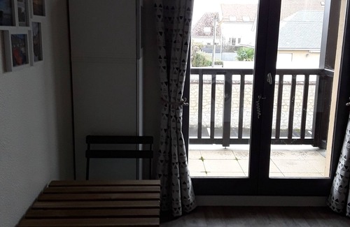Ouistreham Apartment | Beachside Oasis: Family-Friendly Stay Steps from the Shore