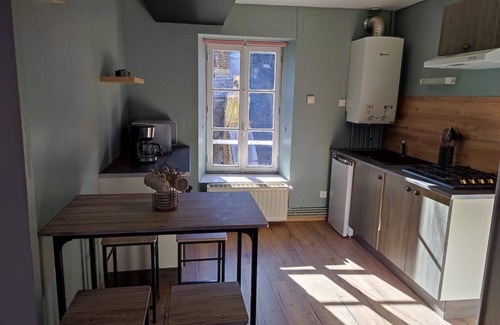 Sedan Apartment | Lake View Appartement 100m from Europe's Largest Castle
