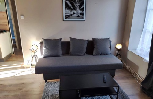 Sedan Apartment | Lake View Appartement 100m from Europe's Largest Castle