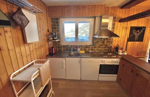 Champery Apartment | Cozy Mountain Apartment with Hot Tub & Breakfast Included