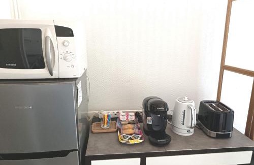 Sud Loire Apartment | Peaceful Orléans Apartment with Balcony and Parking