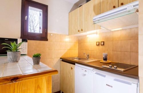 Vielle-Aure Apartment | Scenic Apartment for 6 Near Saint Lary with Ski Storage