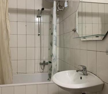 Lome Apartment | Comfortable Appartement Chambre-Salon: Pet & Child Friendly