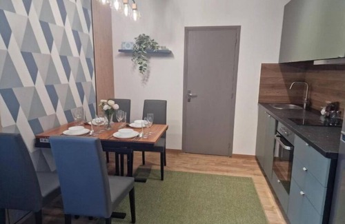 Port-Aviation Apartment | Pet-Friendly Appartement 1 with Kitchen & Family Amenities