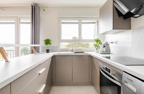 Louviers Apartment | Cozy Oceanfront Studio with Pool & Spa - Rated 9.3/10