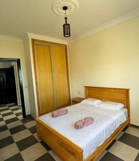 Azla Apartment | Breathtaking Sea View Apartment in Azla for Families