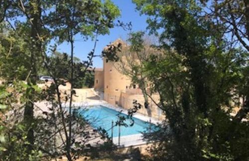 Lussan Apartment | Cozy 2nd Floor Apartment in Château with Pool Access