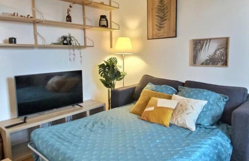 Le Pre-Saint-Gervais Apartment | Cozy 2-Bedroom Apartment Minutes from Paris with Family Perks